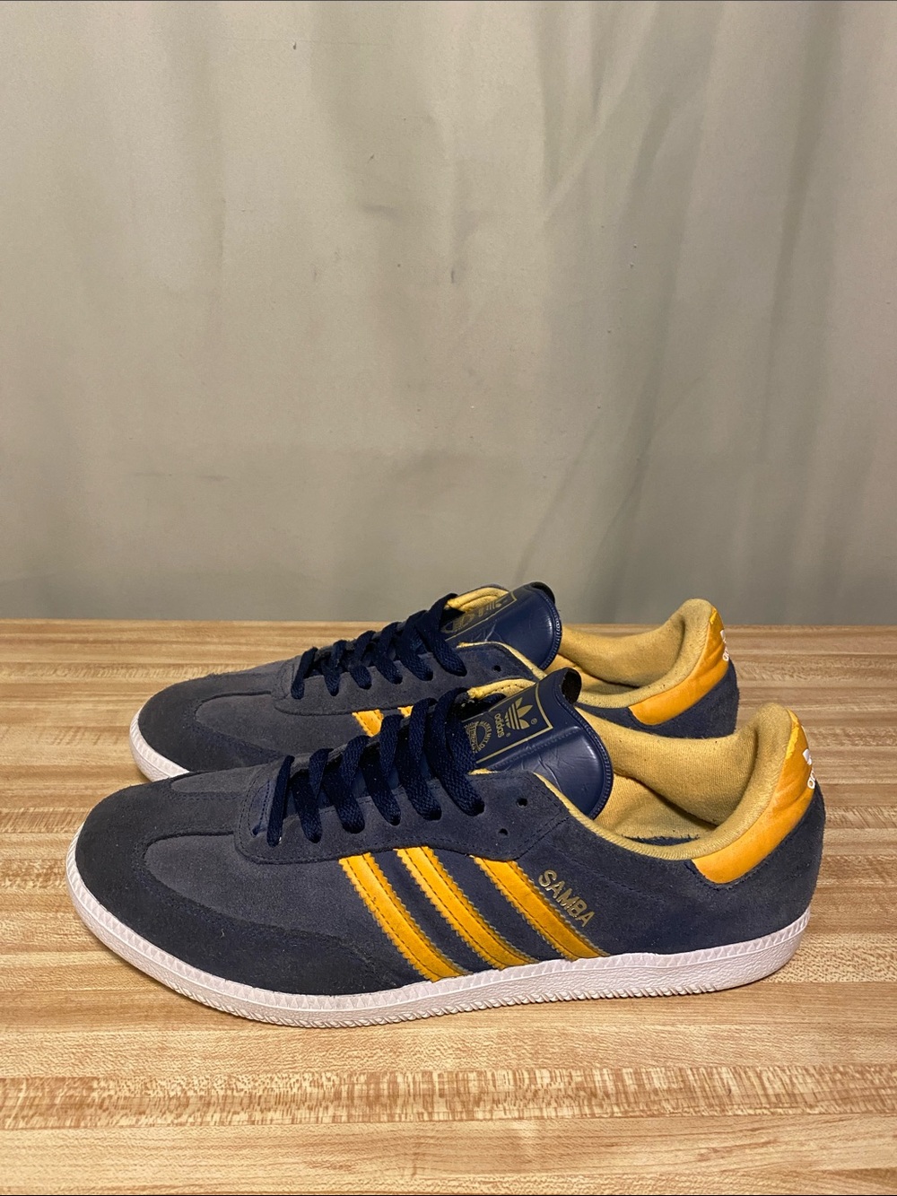 Adidas Samba OG Original Collegiate Navy and Gold Suede Leather Sneakers 11.5
